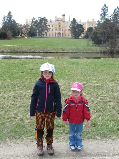 Poznáte zámek za námi? 