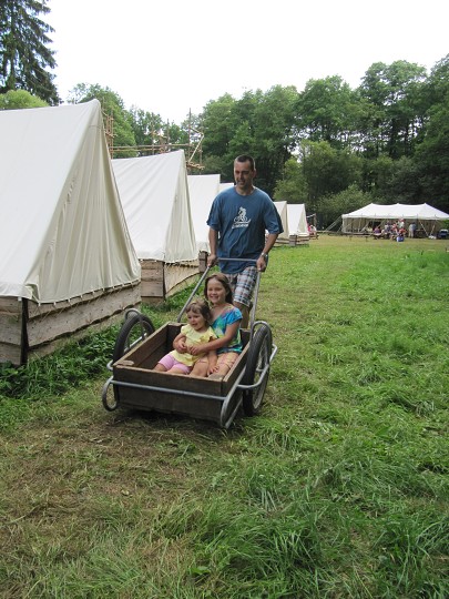 Okružní jízda okolo tábora 