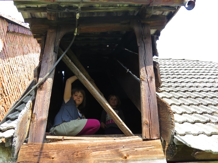 Pomáháme dědovi se senem 