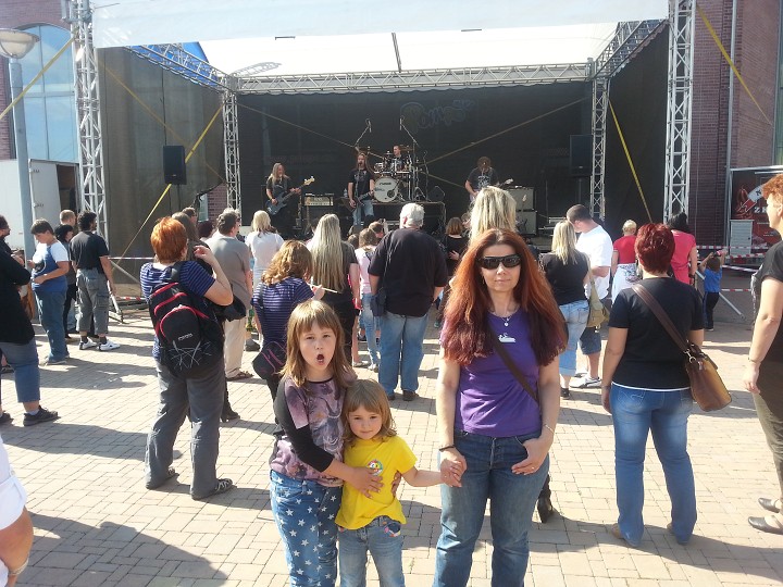 Zas leju kečup na tvý záda... 