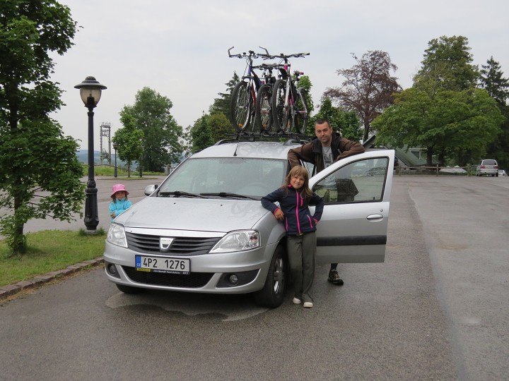 Začalo nám lehce pršet... 